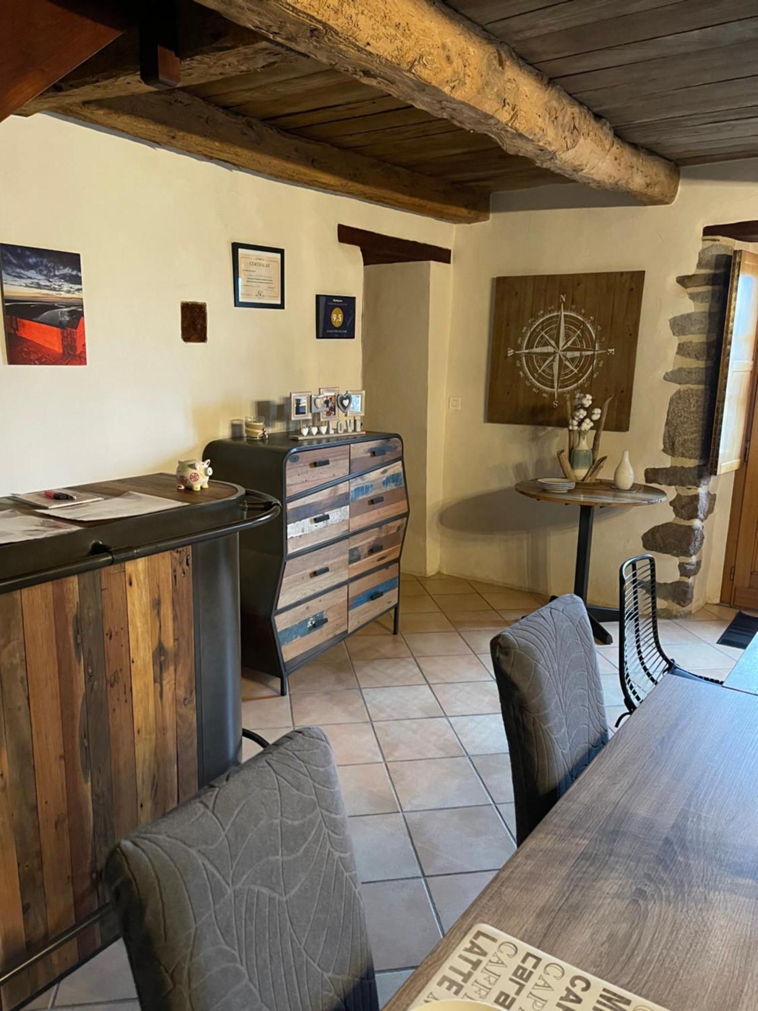 Le Pont De La Baie Couette-café